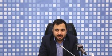 وزیر ارتباطات: دولت سیزدهم به دنبال ارتقای صنعت فضایی کشور است