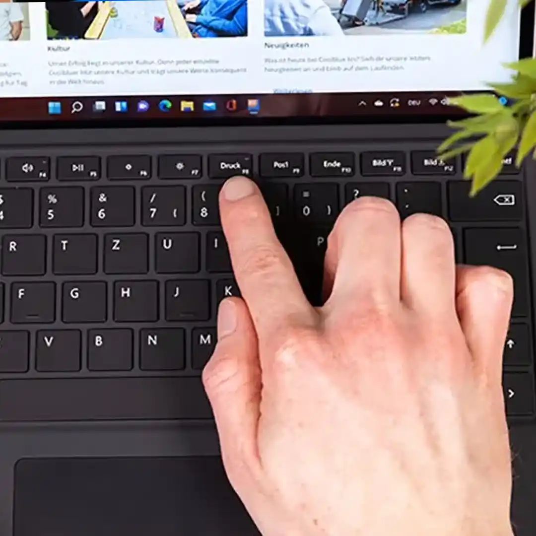 اسکرین شات لپ تاپ