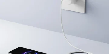 شارژر ۴۵ واتی شیائومی با طراحی تاشو، فناوری GaN و قیمت ۸ دلار معرفی شد