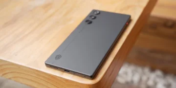 مشخصات کلیدی ردمجیک ۱۱ ایر فاش شد: باتری غول‌پیکر ۷۰۰۰ میلی‌آمپری در بدنه‌ای فوق باریک