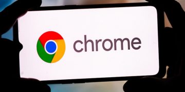 افزونه پرطرفدار کروم متهم به جاسوسی از چتهای هوش مصنوعی شد