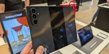 تجربه کار با Galaxy Z TriFold چطور است؟ گوشی تاشو ۳ لا سامسونگ میتواند جذاب باشد؟