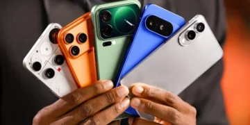 جوایز بهترین گوشی هوشمند سال ۲۰۲۵ به انتخاب MKBHD: از آیفون ۱۷ تا شگفتی‌های شیائومی و اوپو