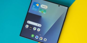 سامسونگ از گوشی تاشوی جدید «Wide Fold» با صفحه نمایش عریض رونمایی می‌کند