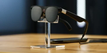 نگاهی به عینک Project Aura گوگل: قدرت هدست Galaxy XR در ابعادی سبکتر