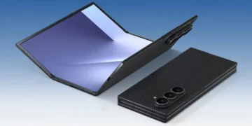 گلکسی Z TriFold با نمایشگر ۱۰ اینچی همزمان ۳ اپلیکیشن کامل را در کنار هم اجرا می‌کند